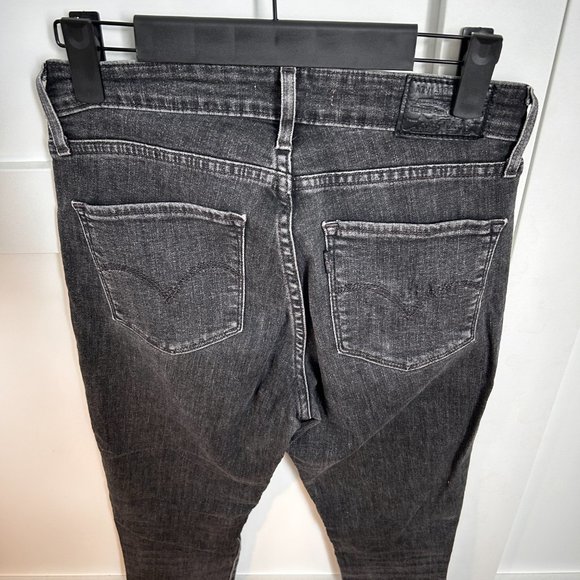 High Rise Skinny Jeans | Levis 721 - Picture 8 of 8